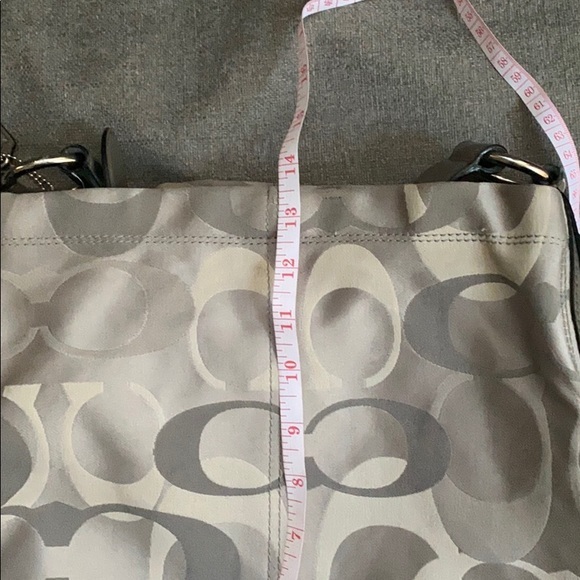 EUC RARE authentic Coach grey classic “c” purse - Picture 10 of 10